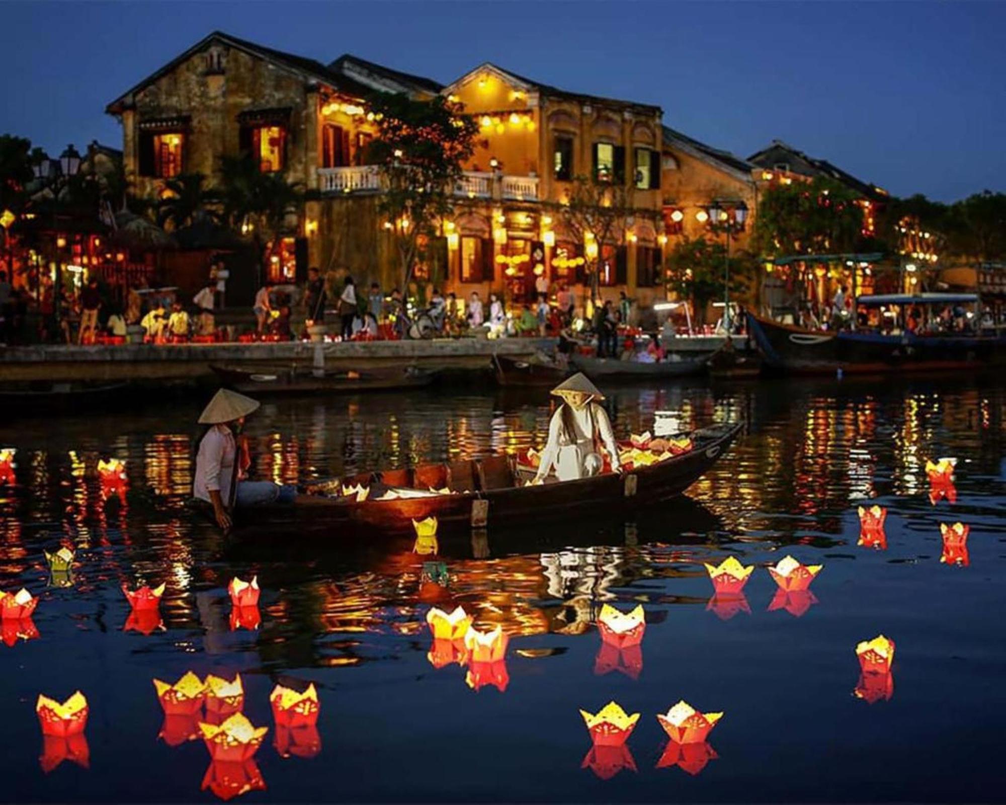 Qualia De Hotel Hoi An - Rooftop Bar City View Exterior foto