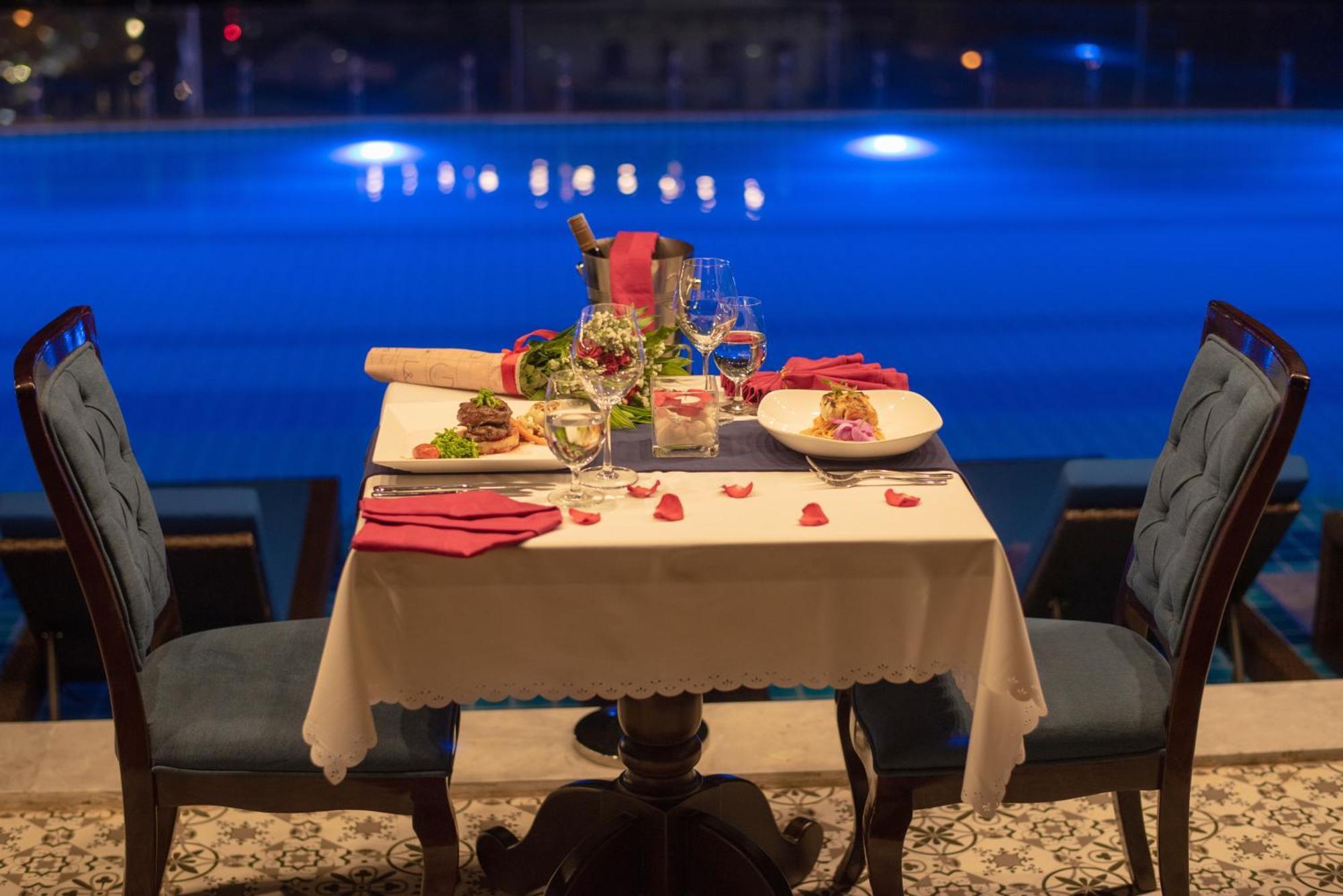 Qualia De Hotel Hoi An - Rooftop Bar City View Exterior foto